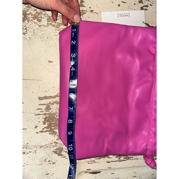 Jules Kae Pink Bree Bucket Bag Purse Faux Leather Drawstring Barbie Coquette New - Picture 10 of 13